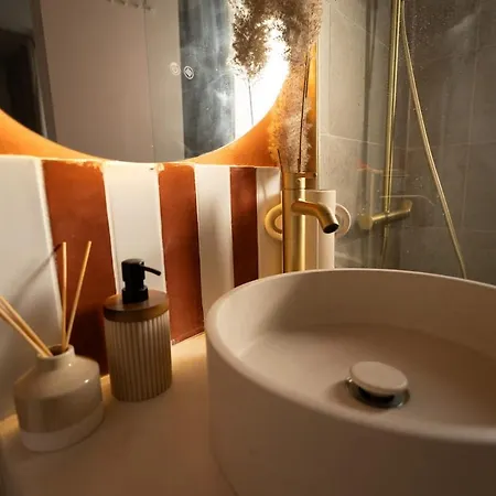 Holiday home Maison Romantique Avec Cinema Agde