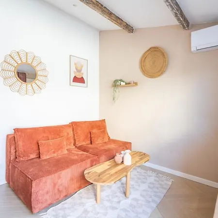 Jacuzzi Prive & Cinema - Maison Romantique * Agde