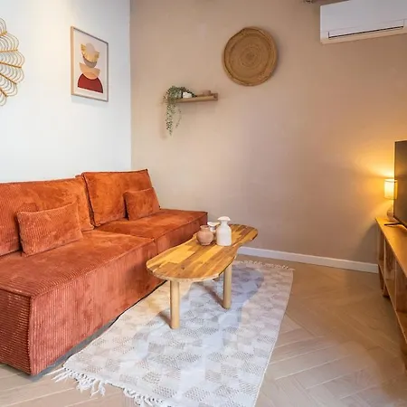 Jacuzzi Prive & Cinema - Maison Romantique Holiday home Agde